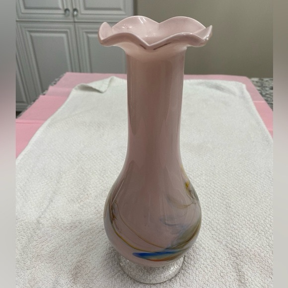 EUC VTG DALIAN GLASS CO. SNOWFLAKES BRAND MAUVE FOOTED VASE WITH BLUE GOLD BROWN - Picture 7 of 8